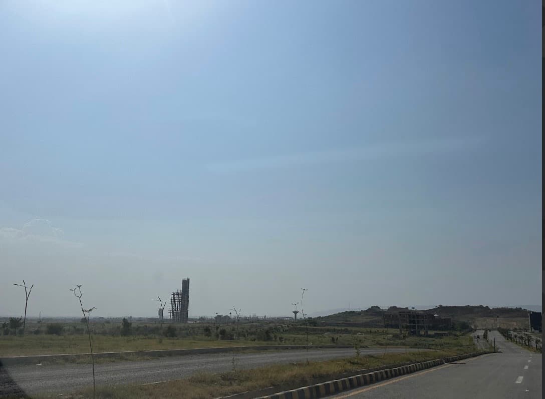 10 Marla plot legend enclave 10 Marla plot legend enclave
